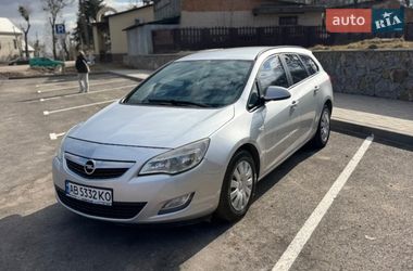 Універсал Opel Astra 2012 в Вінниці