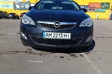 Хетчбек Opel Astra 2011 в Житомирі