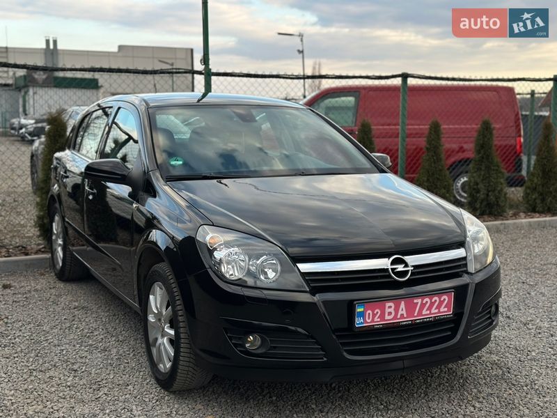 Хэтчбек Opel Astra 2004 в Виннице