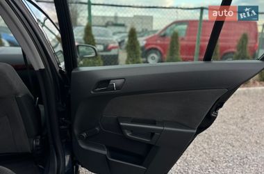 Хэтчбек Opel Astra 2004 в Виннице