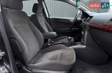 Хэтчбек Opel Astra 2004 в Виннице