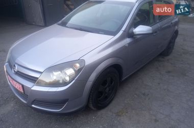 Хэтчбек Opel Astra 2005 в Звенигородке