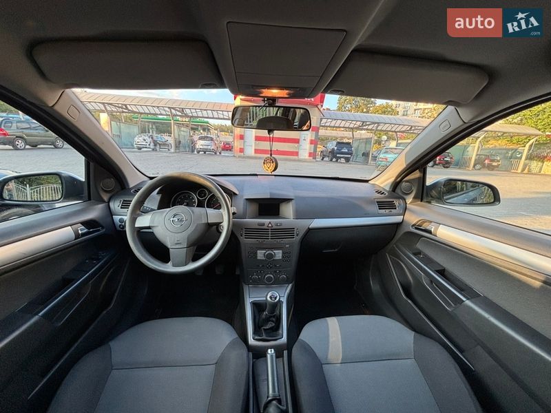 Универсал Opel Astra 2005 в Тернополе