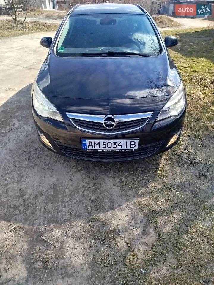 2010 Opel Astra - мініатюра 8