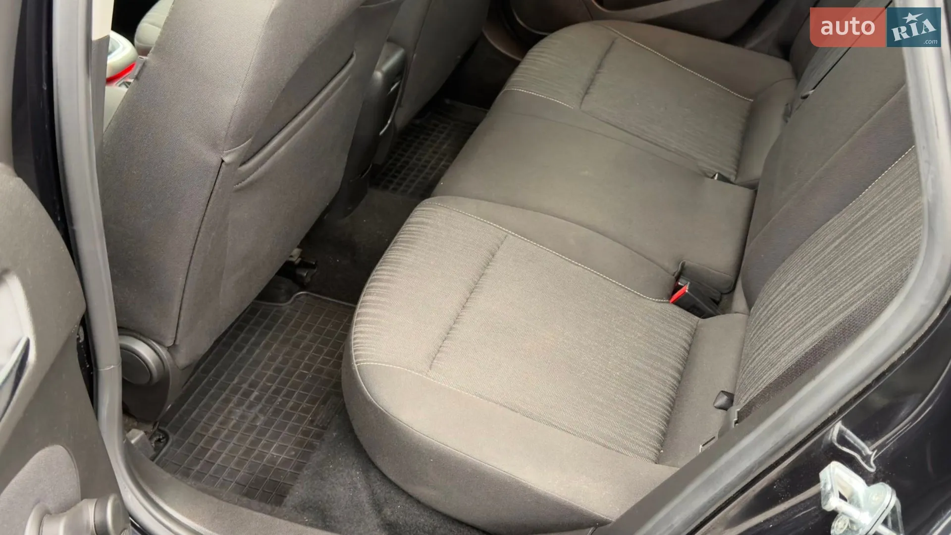 2011 Opel Astra - мініатюра 15