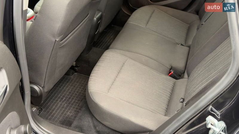 Универсал Opel Astra 2011 в Звягеле