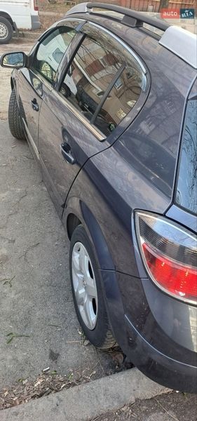 Хэтчбек Opel Astra 2007 в Киеве