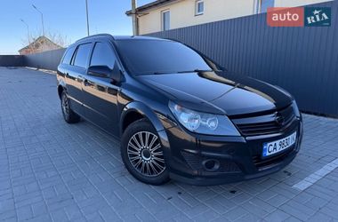 Універсал Opel Astra 2005 в Черкасах