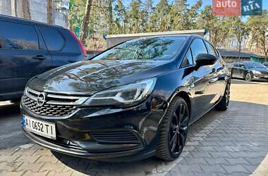 Хэтчбек Opel Astra 2017 в Ирпене