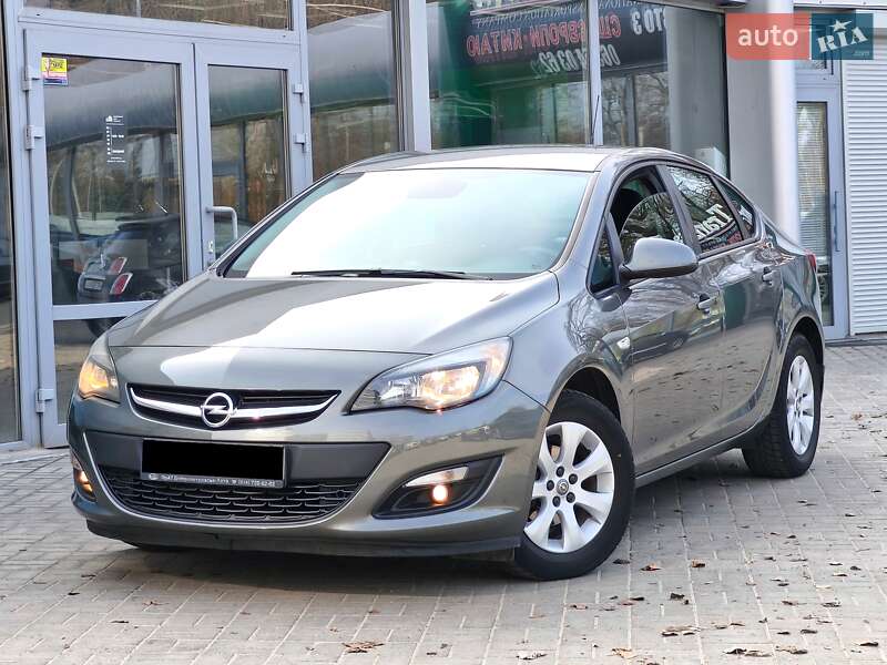 Седан Opel Astra 2019 в Дніпрі фото Седан Opel Astra 2019 в Дніпрі