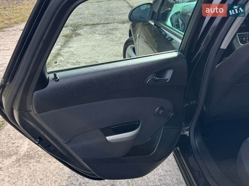 Хэтчбек Opel Astra 2010 в Слобожанском