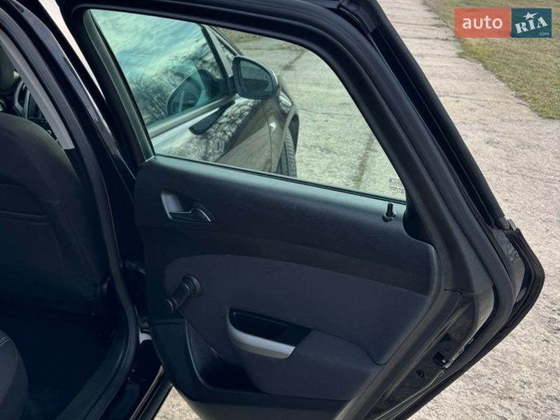 Хэтчбек Opel Astra 2010 в Слобожанском