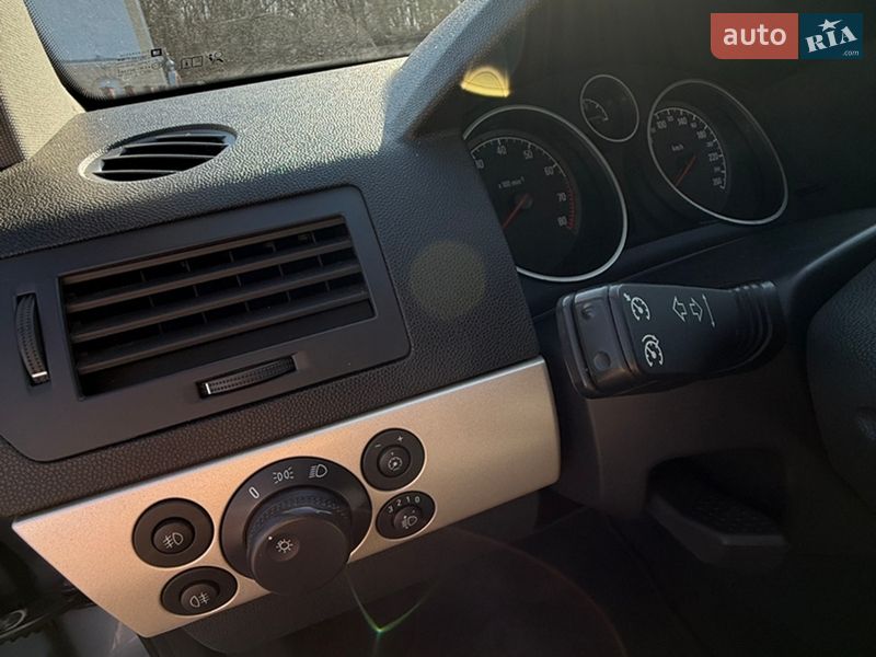 Універсал Opel Astra 2009 в Полтаві