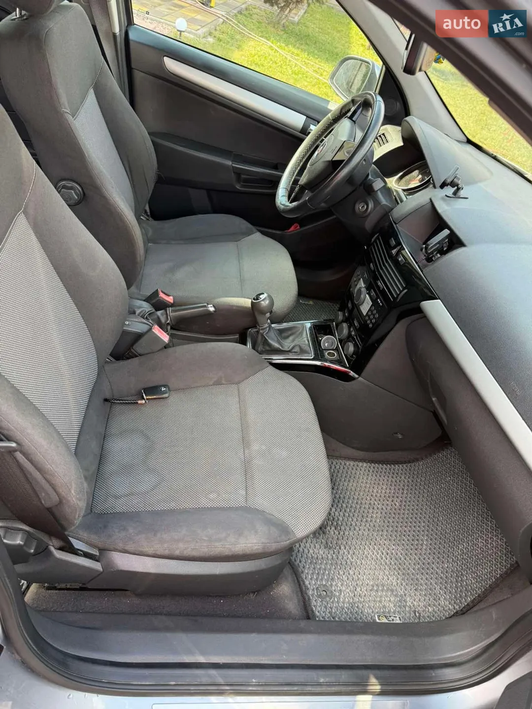 2010 Opel Astra - мініатюра 17