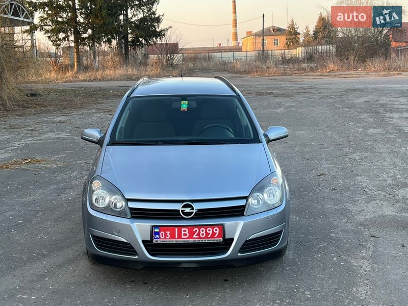 Универсал Opel Astra 2005 в Луцке