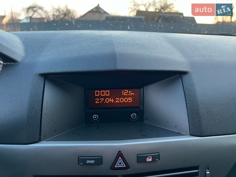 Универсал Opel Astra 2005 в Луцке
