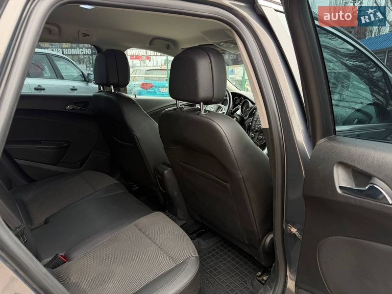 Универсал Opel Astra 2015 в Днепре фото 15 Универсал Opel Astra 2015 в Днепре