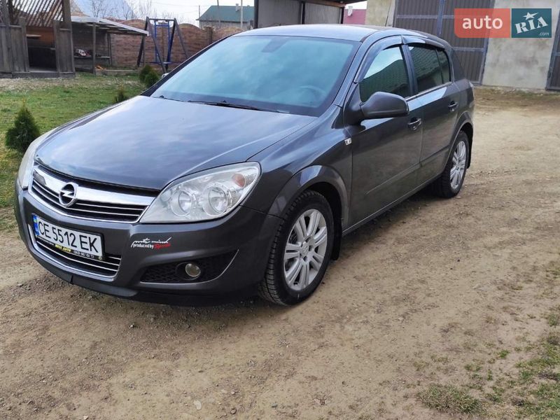 Хэтчбек Opel Astra 2009 в Банилове-Подгорном