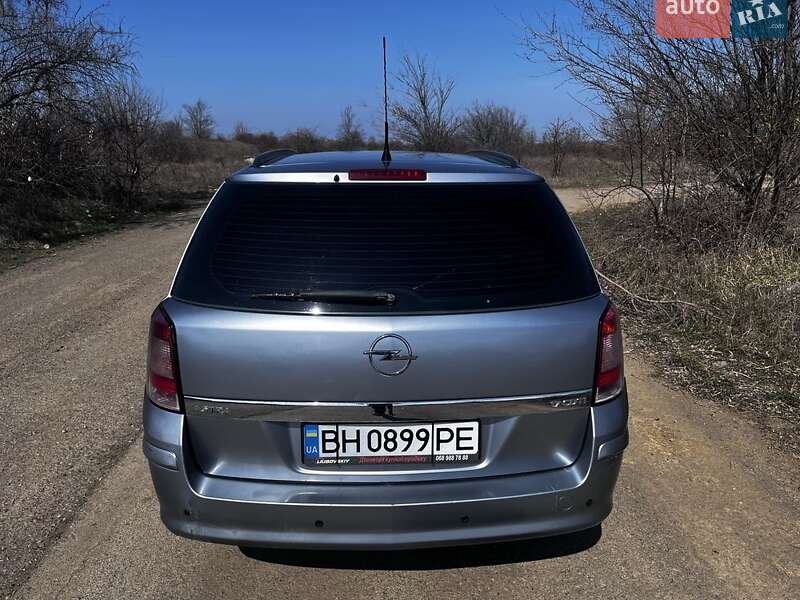 Универсал Opel Astra 2008 в Одессе
