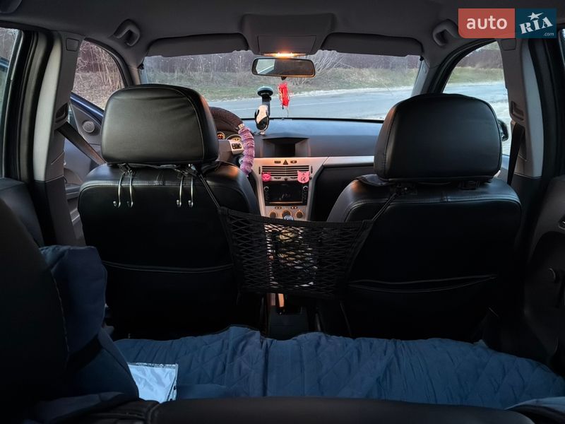 Хетчбек Opel Astra 2007 в Києві фото 12 Хетчбек Opel Astra 2007 в Києві