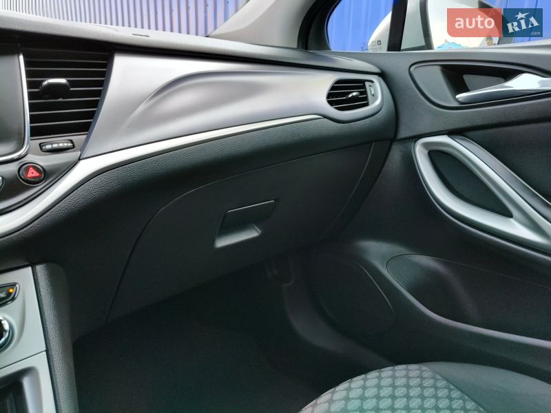 Универсал Opel Astra 2018 в Калуше