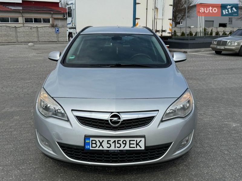 Универсал Opel Astra 2011 в Запорожье фото 2 Универсал Opel Astra 2011 в Запорожье