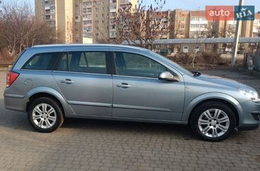 Універсал Opel Astra 2008 в Івано-Франківську