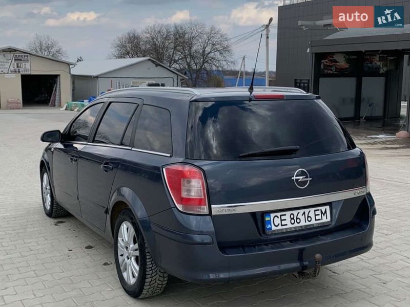 Універсал Opel Astra 2008 в Чернівцях