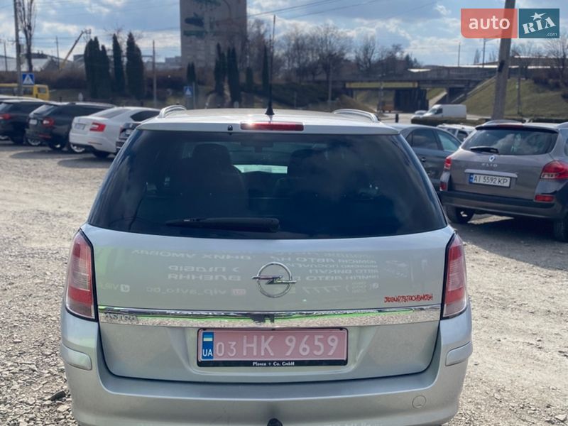 Универсал Opel Astra 2009 в Белой Церкви