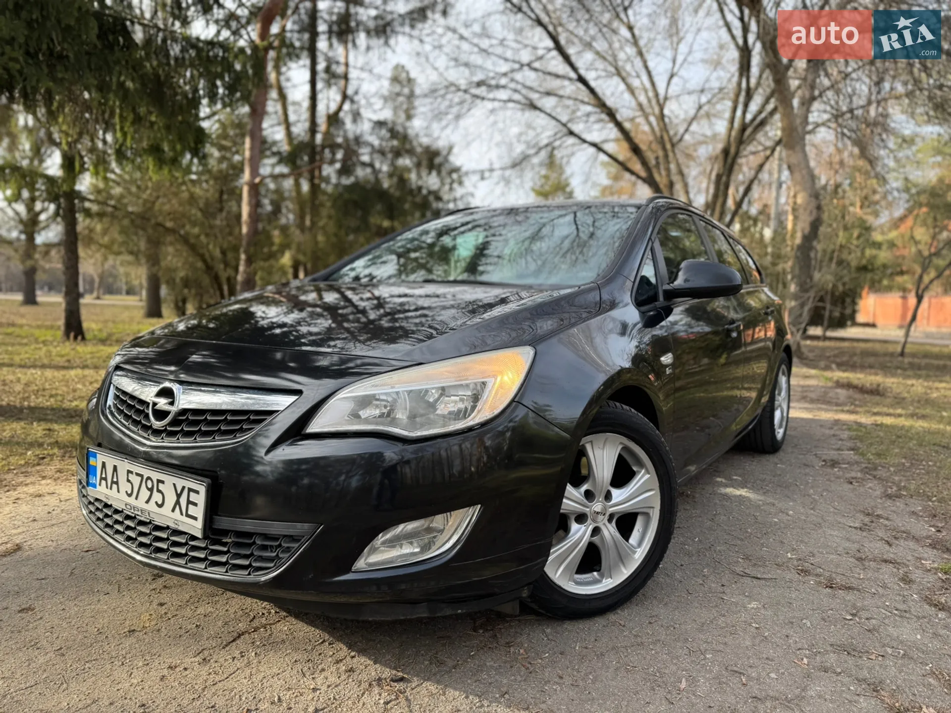 2012 Opel Astra - фото 1
