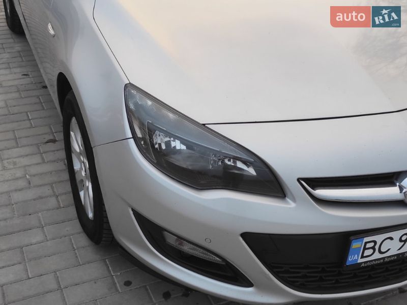 Универсал Opel Astra 2015 в Жвирке фото 11 Универсал Opel Astra 2015 в Жвирке