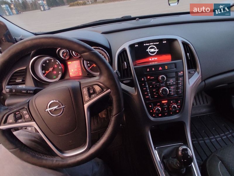 Универсал Opel Astra 2015 в Жвирке фото 20 Универсал Opel Astra 2015 в Жвирке