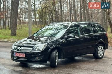 Універсал Opel Astra 2008 в Черкасах