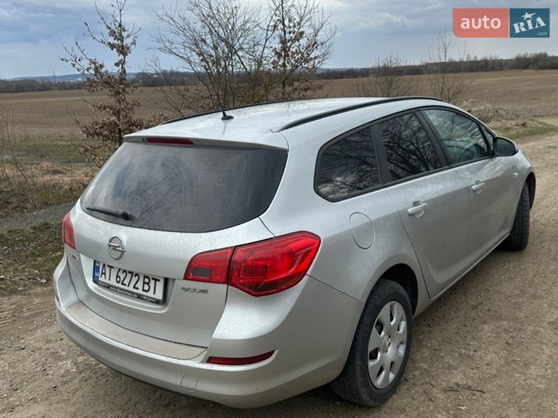 Универсал Opel Astra 2011 в Ивано-Франковске фото 4 Универсал Opel Astra 2011 в Ивано-Франковске
