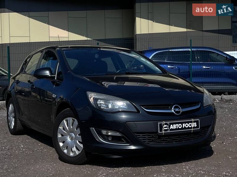 Хетчбек Opel Astra 2012 в Києві