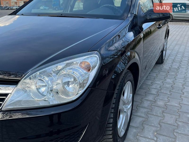 Хэтчбек Opel Astra 2008 в Костополе фото 11 Хэтчбек Opel Astra 2008 в Костополе