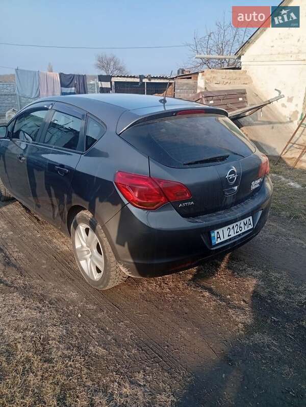 Хэтчбек Opel Astra 2011 в Белой Церкви фото 6 Хэтчбек Opel Astra 2011 в Белой Церкви