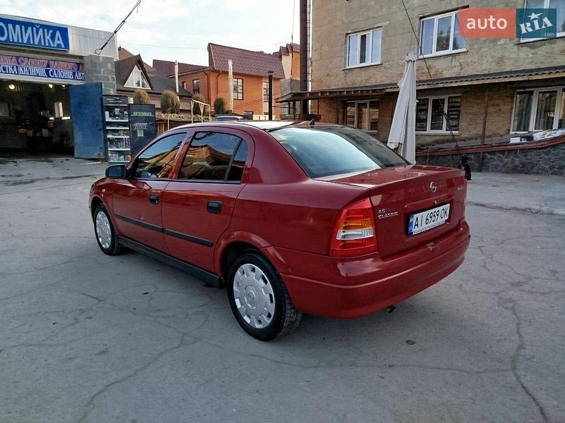 Седан Opel Astra 2007 в Лисянці