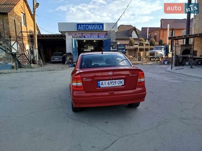 Седан Opel Astra 2007 в Лисянці