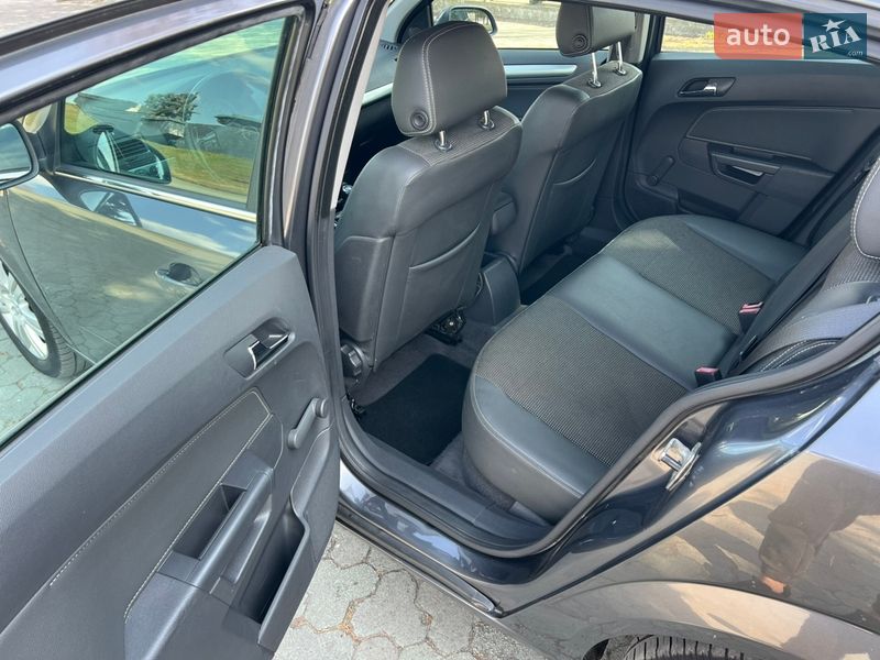 Хэтчбек Opel Astra 2009 в Дубно фото 16 Хэтчбек Opel Astra 2009 в Дубно
