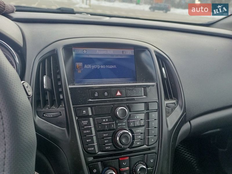 Универсал Opel Astra 2012 в Сумах