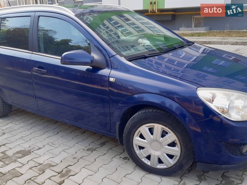 Универсал Opel Astra 2007 в Львове