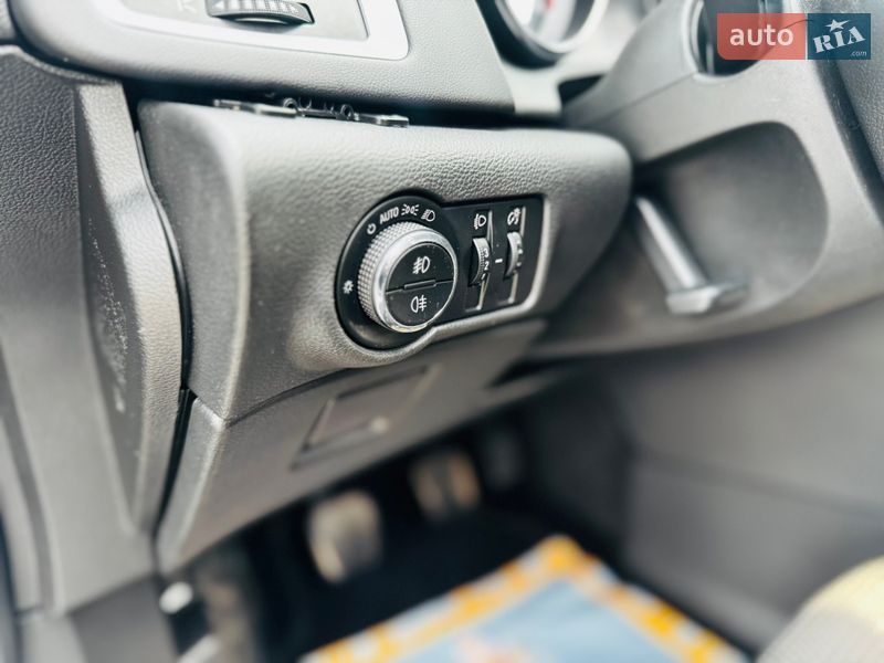 Хэтчбек Opel Astra 2010 в Здолбунове фото 46 Хэтчбек Opel Astra 2010 в Здолбунове