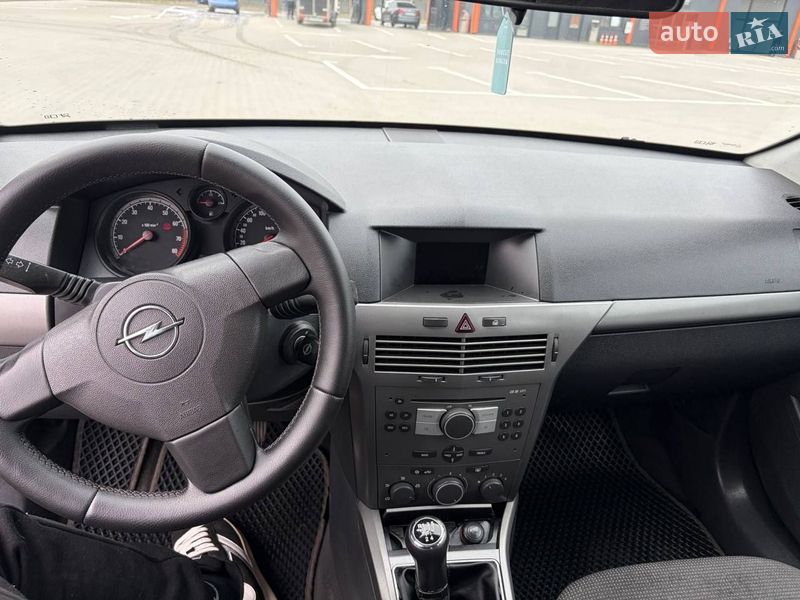 Хэтчбек Opel Astra 2004 в Виннице фото 10 Хэтчбек Opel Astra 2004 в Виннице
