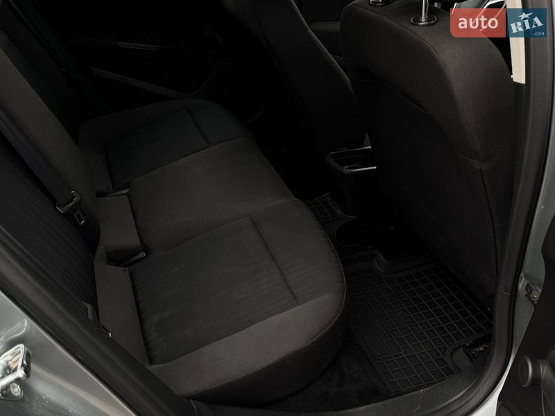 Хэтчбек Opel Astra 2015 в Киеве