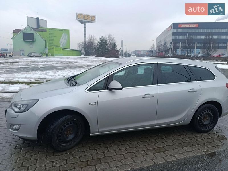 Универсал Opel Astra 2012 в Лозовой фото 2 Универсал Opel Astra 2012 в Лозовой