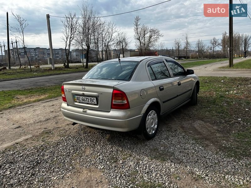Седан Opel Astra 2006 в Кривом Роге фото 6 Седан Opel Astra 2006 в Кривом Роге