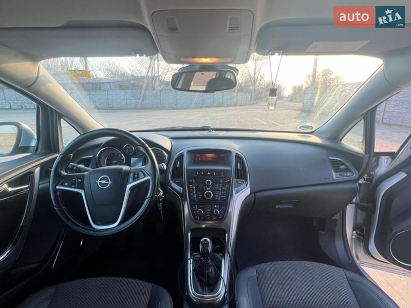 Універсал Opel Astra 2010 в Броварах фото 6 Універсал Opel Astra 2010 в Броварах