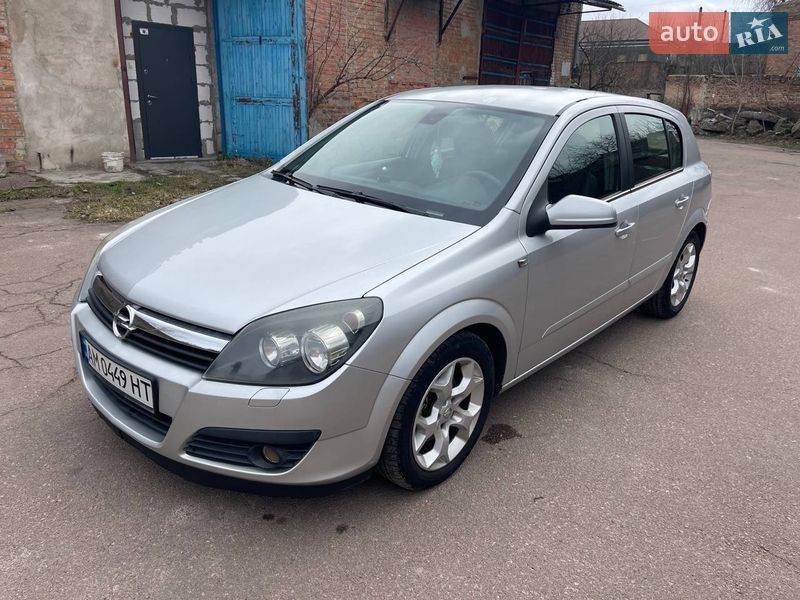 Хэтчбек Opel Astra 2006 в Бердичеве