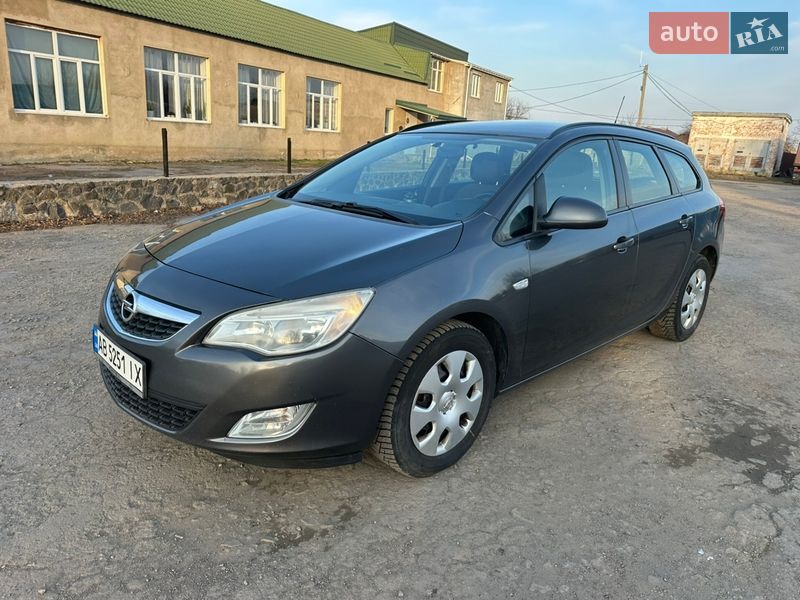 Универсал Opel Astra 2011 в Жмеринке фото Универсал Opel Astra 2011 в Жмеринке